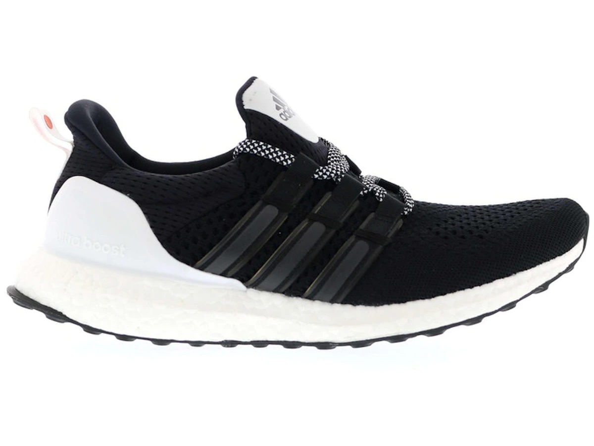 https://d2cva83hdk3bwc.cloudfront.net/AF5778-adidas-ultra-boost-1-0-wood-wood-black-1.jpg