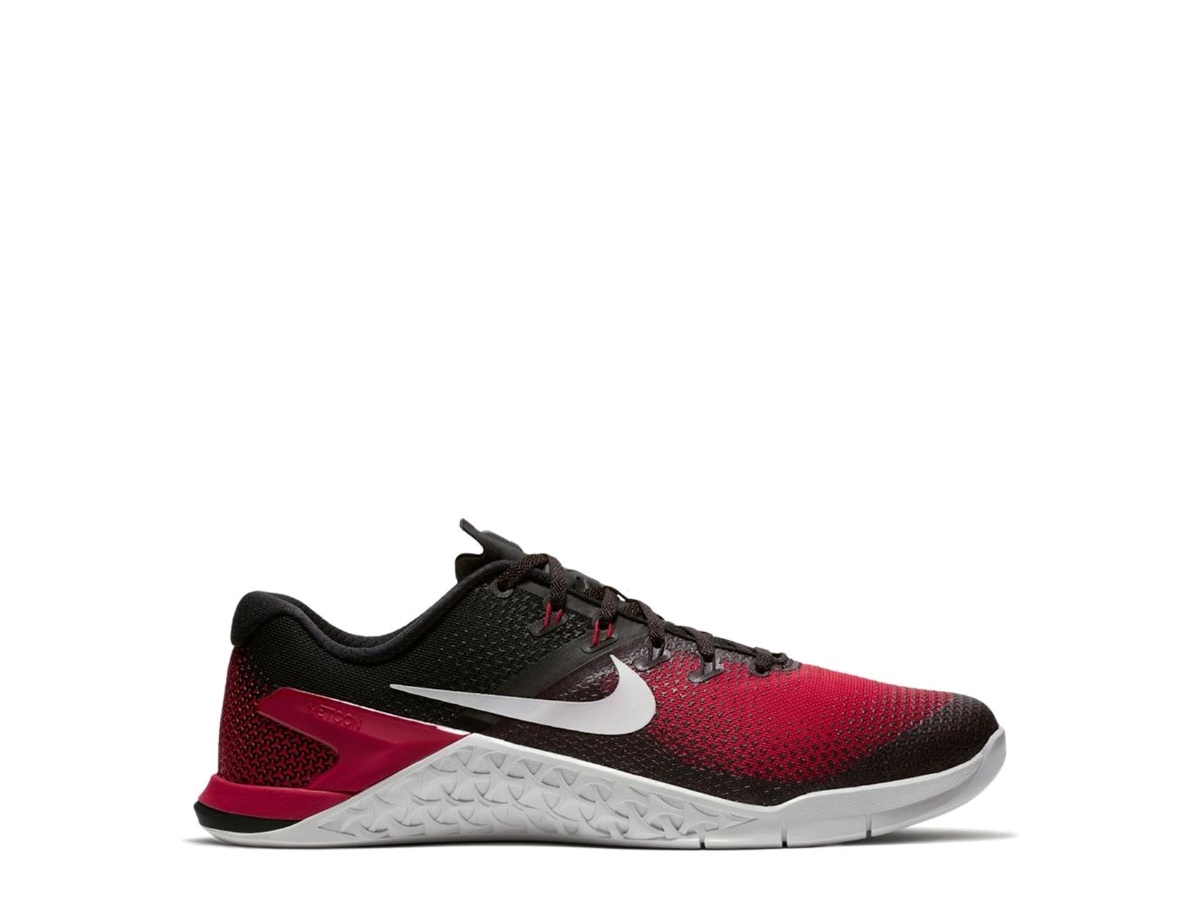 https://d2cva83hdk3bwc.cloudfront.net/AH7453-002-nike-metcon-4-black-hyper-crimson-1.jpg