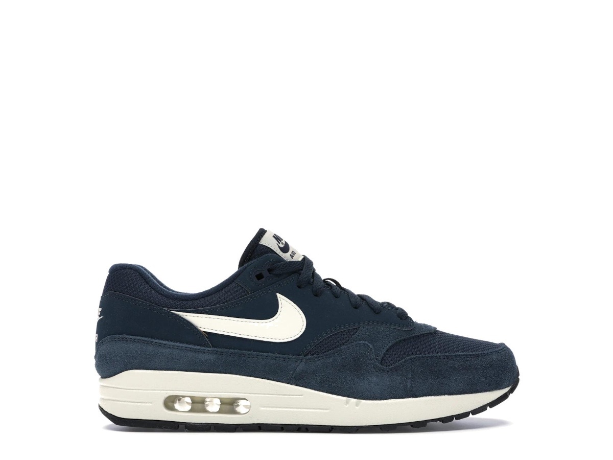 https://d2cva83hdk3bwc.cloudfront.net/AH8145-401-nike-air-max-1-armory-navy-1.jpg