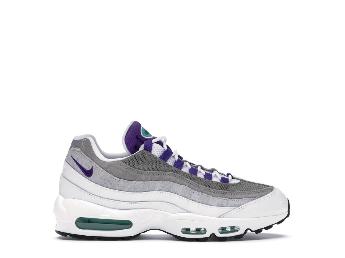 https://d2cva83hdk3bwc.cloudfront.net/AO2450-101-nike-air-max-95-grape-snakeskin-1.jpg