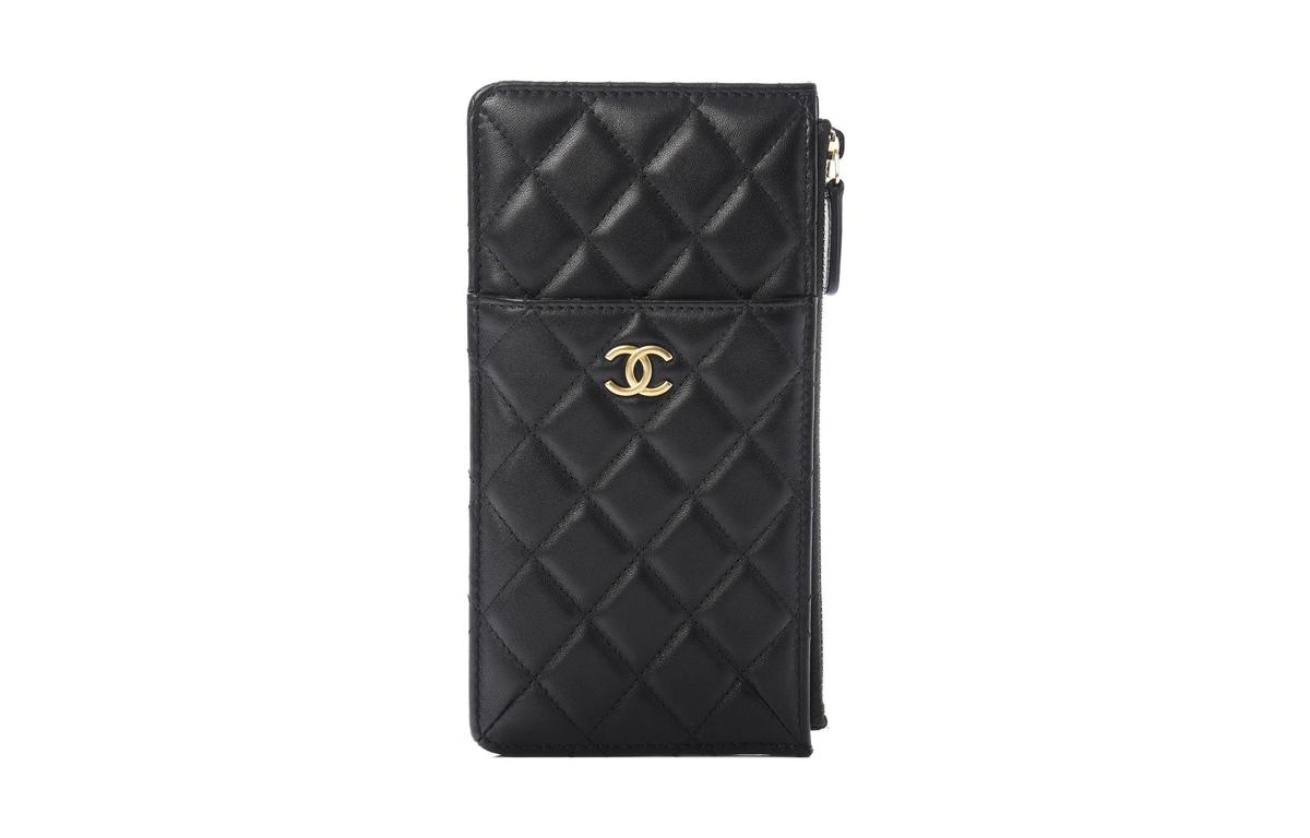 https://d2cva83hdk3bwc.cloudfront.net/AP0100-B00882-N4807-chanel-lambskin-card-holder-wallet-women-s-black-1.jpg