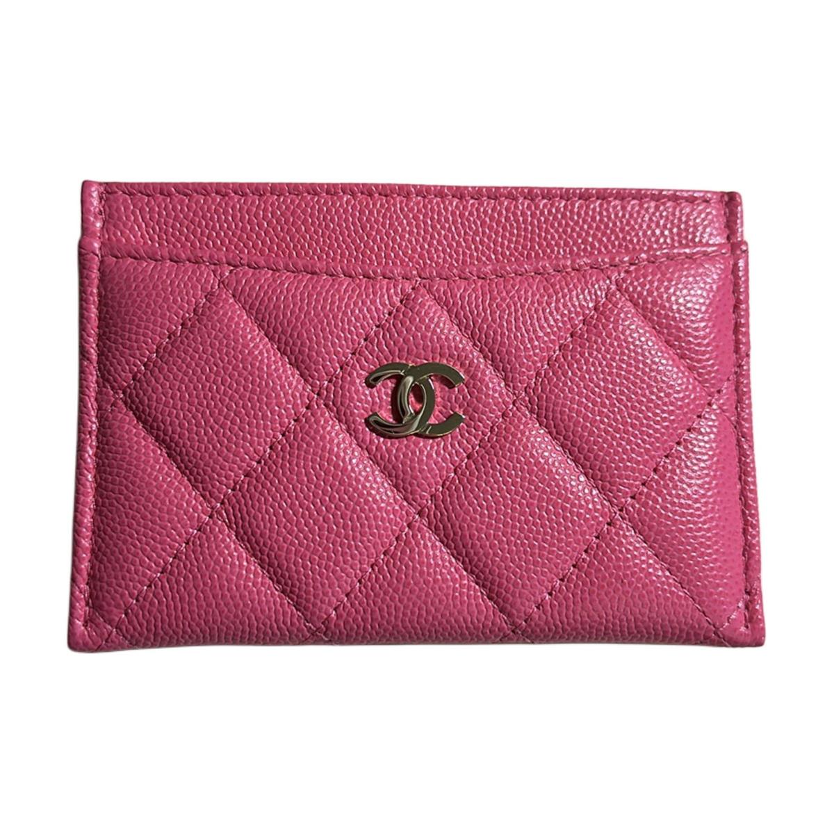 https://d2cva83hdk3bwc.cloudfront.net/AP0213-Y33352-NA113-chanel-cow-leather-card-holder-women-s-barbie-pink-1.jpg