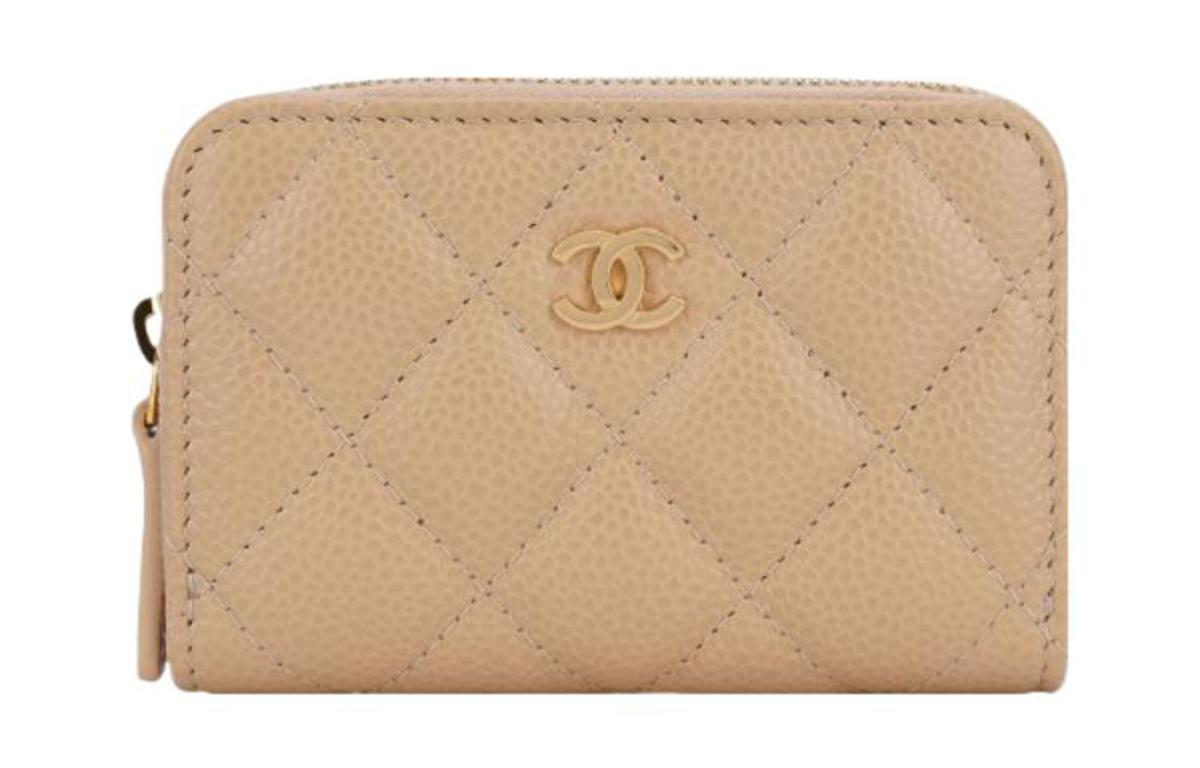 https://d2cva83hdk3bwc.cloudfront.net/AP0216-Y01864-21209-chanel-wallets-1.jpg