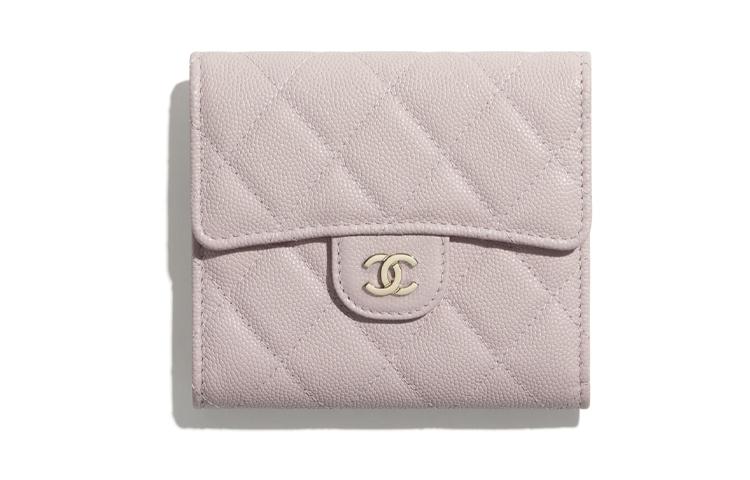 https://d2cva83hdk3bwc.cloudfront.net/AP0231-Y33352-NC022-chanel-classic-flap-cf-wallets-1.jpg