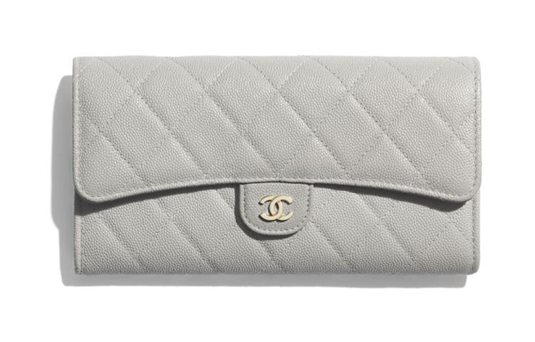 https://d2cva83hdk3bwc.cloudfront.net/AP0241-Y33352-NC634-chanel-classic-flap-cf-wallets-1.jpg
