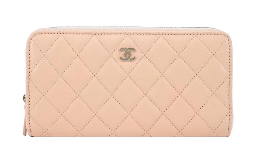 https://d2cva83hdk3bwc.cloudfront.net/AP0242-B10583-NN269-chanel-calfskin-wallet-women-s-pink-1.jpg