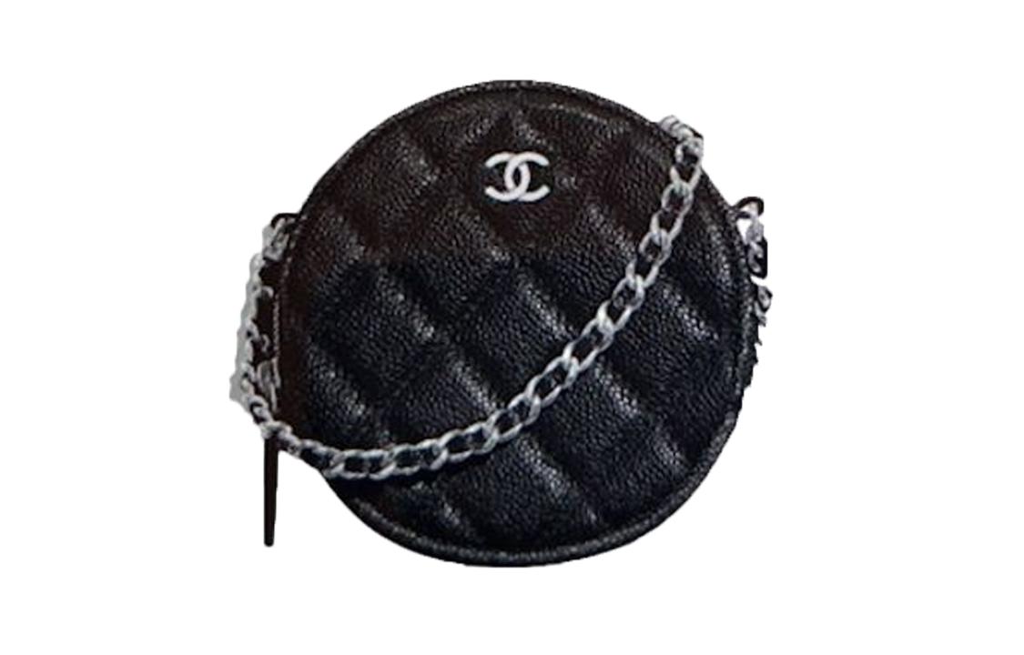https://d2cva83hdk3bwc.cloudfront.net/AP0245-B03847-C3906-chanel-19bag-shoulder-bags-1.jpg