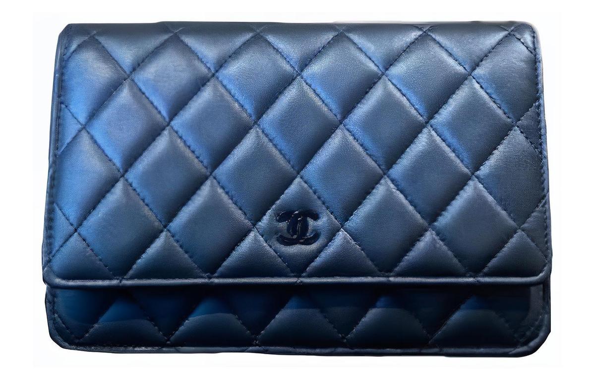 https://d2cva83hdk3bwc.cloudfront.net/AP0250-B13639-94305-chanel-woc-lambskin-portable-crossbody-bag-shoulder-bag-women-s-black-1.jpg