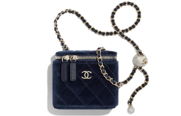 https://d2cva83hdk3bwc.cloudfront.net/AP1447-B03437-N8269-chanel-velour-box-bag-shoulder-bag-crossbody-bag-small-size-women-s-marine-blue-1.jpg