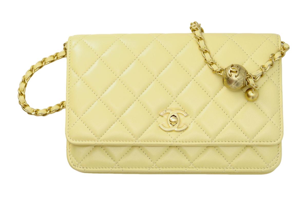 https://d2cva83hdk3bwc.cloudfront.net/AP1450-B02916-NA105-chanel-woc-smooth-lambskin-shoulder-bag-crossbody-bag-mini-women-s-light-yellow-1.jpg