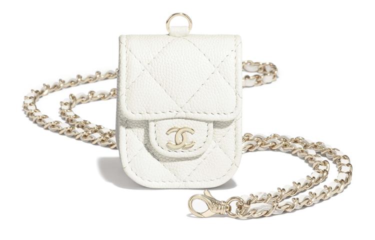 https://d2cva83hdk3bwc.cloudfront.net/AP1647-Y33352-10601-chanel-earphone-cases-1.jpg