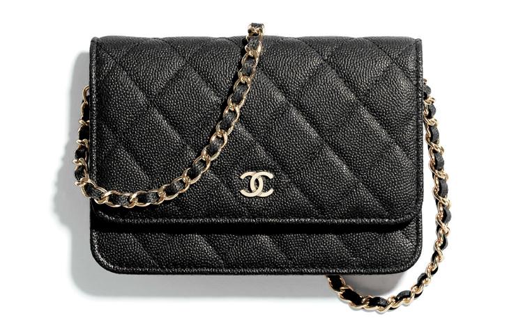 https://d2cva83hdk3bwc.cloudfront.net/AP1649-Y33352-C3906-chanel-woc-calfskin-chain-shoulder-bag-crossbody-bag-mini-women-s-black-1.jpg