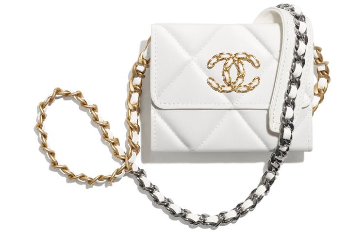https://d2cva83hdk3bwc.cloudfront.net/AP1787-B04852-10601-chanel-19bag-shoulder-bags-1.jpg