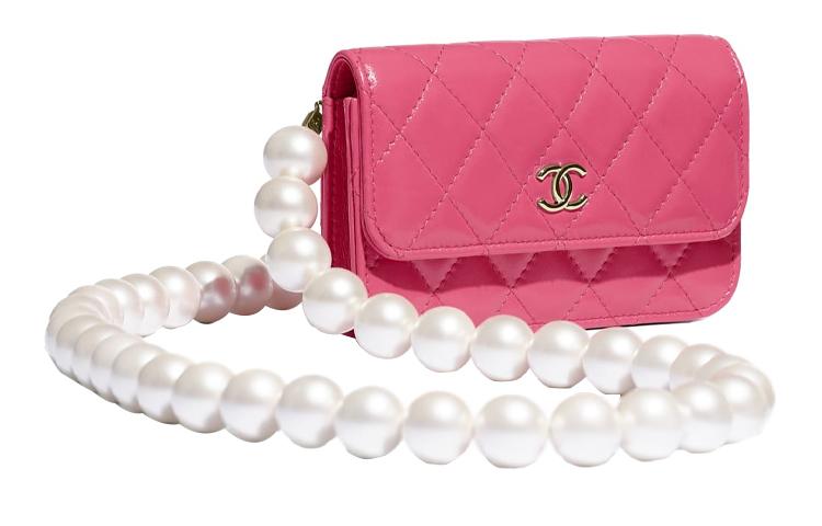 https://d2cva83hdk3bwc.cloudfront.net/AP1898-B04327-N9310-chanel-crossbody-bags-1.jpg