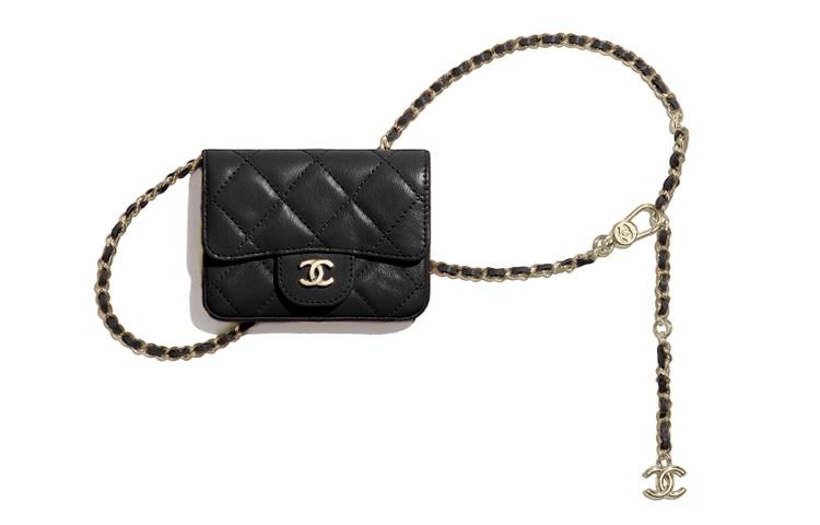 https://d2cva83hdk3bwc.cloudfront.net/AP1952-Y04059-94305-chanel-fanny-packs-1.jpg