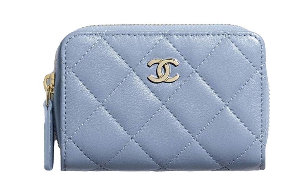 https://d2cva83hdk3bwc.cloudfront.net/AP1958-Y04059-NA104-chanel-coin-purses-1.jpg