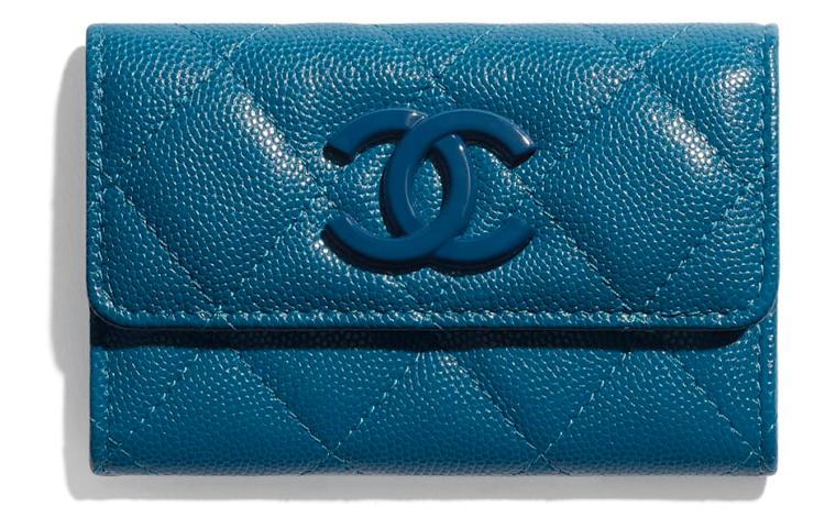 https://d2cva83hdk3bwc.cloudfront.net/AP1966-B04836-NA110-chanel-card-holders-1.jpg