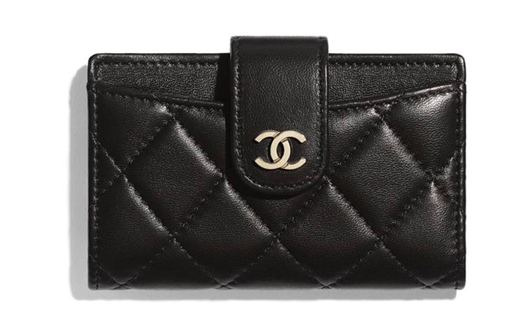 https://d2cva83hdk3bwc.cloudfront.net/AP1991-Y04059-C3906-chanel-wallets-1.jpg