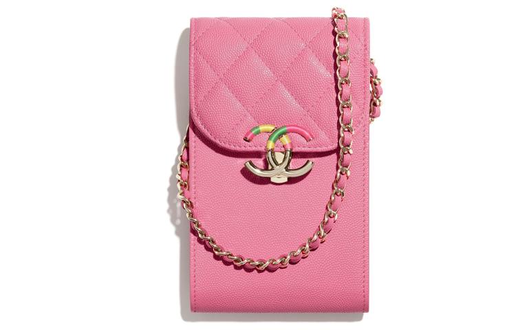 https://d2cva83hdk3bwc.cloudfront.net/AP2009-B05008-NB358-chanel-cellphone-pouches-1.jpg