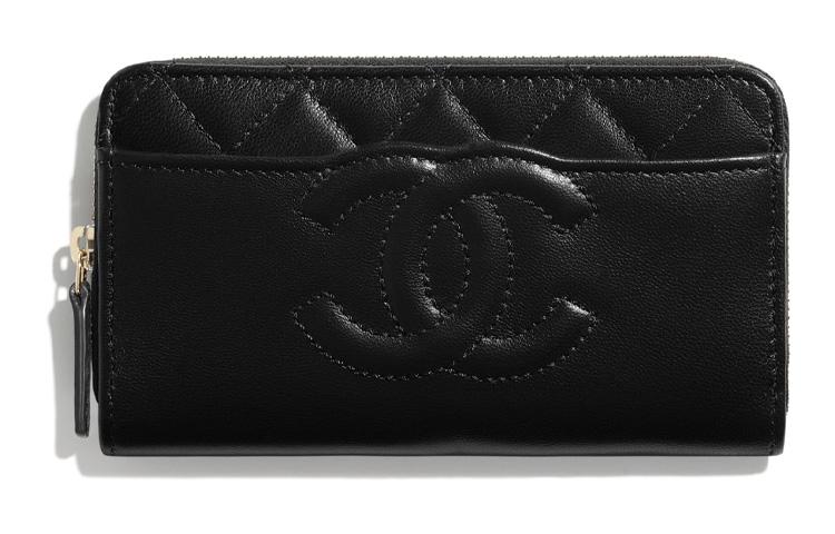 https://d2cva83hdk3bwc.cloudfront.net/AP2027-B05132-94305-chanel-sheepskin-clutch-women-s-black-1.jpg