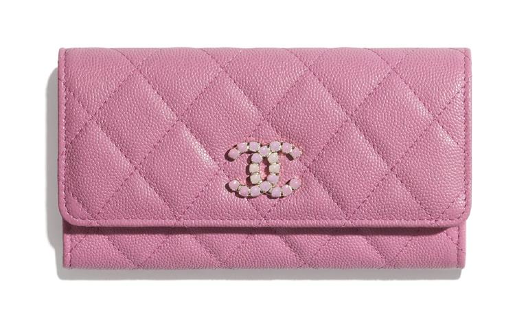 https://d2cva83hdk3bwc.cloudfront.net/AP2036-B05060-NB358-chanel-wallets-1.jpg