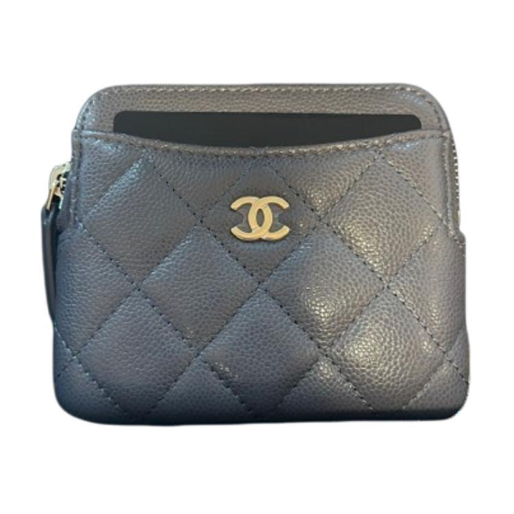 https://d2cva83hdk3bwc.cloudfront.net/AP2061-B10583-NR652-chanel-grained-cow-leather-wallet-women-s-gray-1.jpg