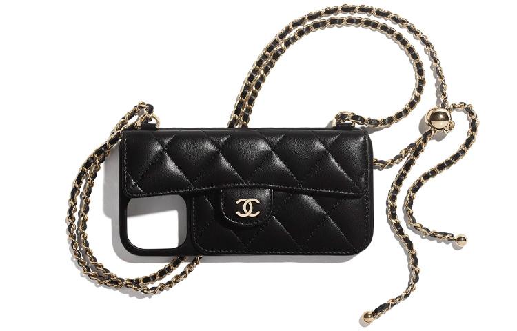 https://d2cva83hdk3bwc.cloudfront.net/AP2082-B05248-C3906-chanel-cellphone-pouches-1.jpg