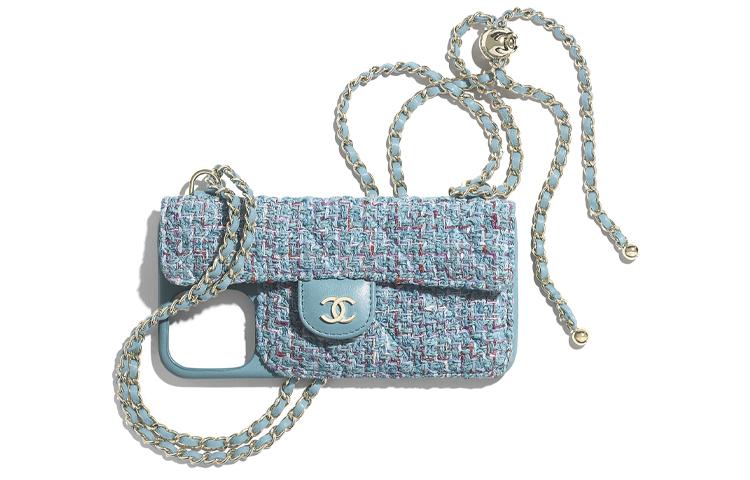 https://d2cva83hdk3bwc.cloudfront.net/AP2082-B05251-NB427-chanel-cellphone-pouches-1.jpg