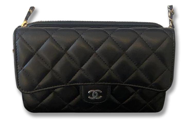 https://d2cva83hdk3bwc.cloudfront.net/AP2096-Y04059-C3906-chanel-sheepskin-cell-phone-pouch-shoulder-bag-crossbody-bag-regular-women-s-black-1.jpg