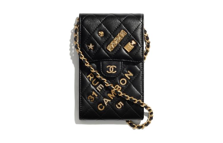 https://d2cva83hdk3bwc.cloudfront.net/AP2164-B05518-94305-chanel-cellphone-pouches-1.jpg