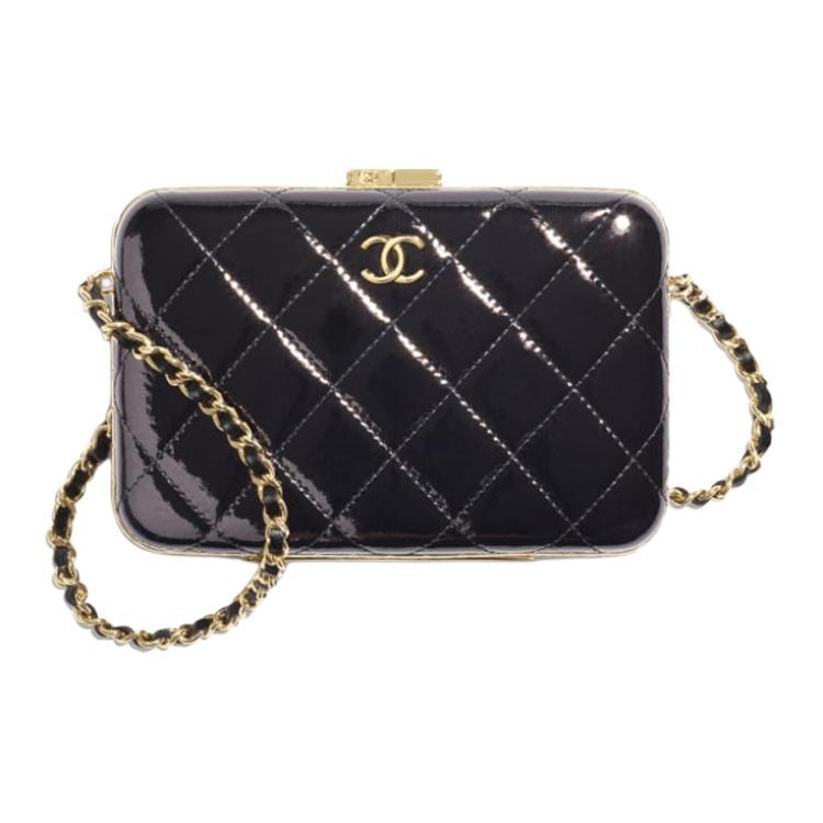 https://d2cva83hdk3bwc.cloudfront.net/AP2283-B05910-94305-chanel-sheepskin-makeup-box-handbag-shoulder-bag-crossbody-bag-medium-size-women-s-black-1.jpg