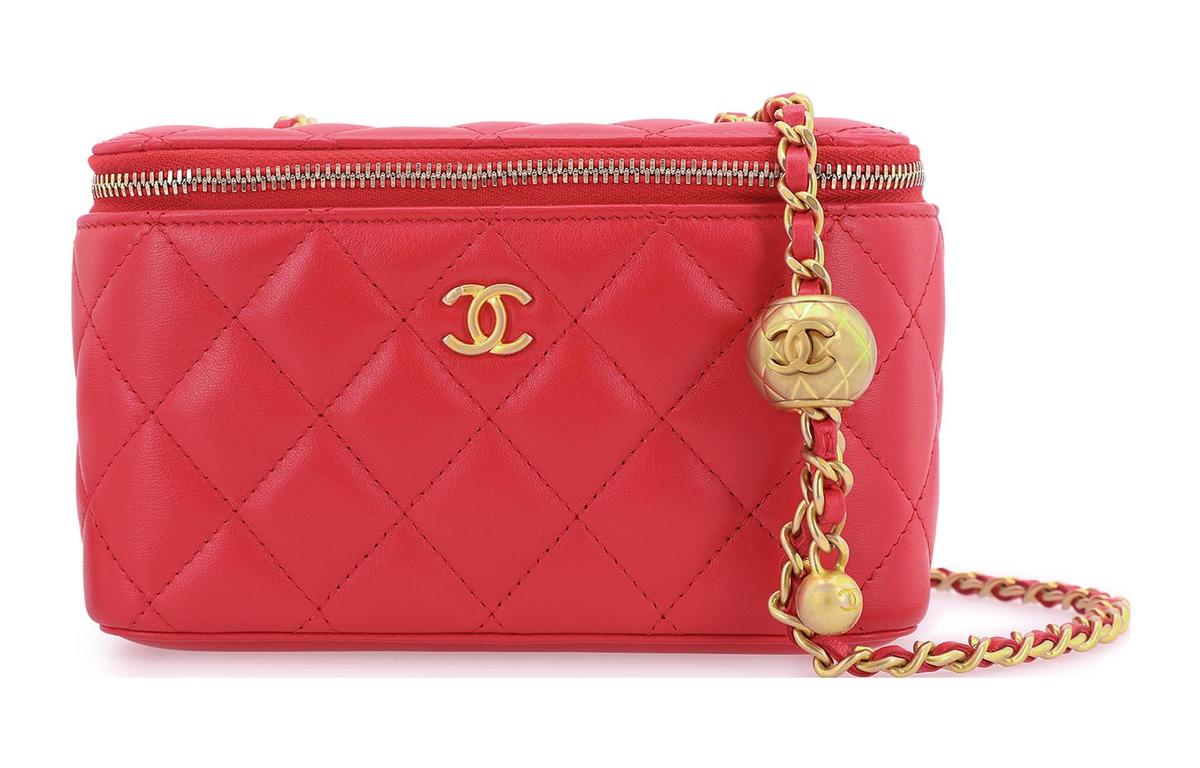 https://d2cva83hdk3bwc.cloudfront.net/AP2303-B02916-ND360-chanel-sheepskin-box-bag-shoulder-bag-clutch-crossbody-bag-watermelon-red-1.jpg