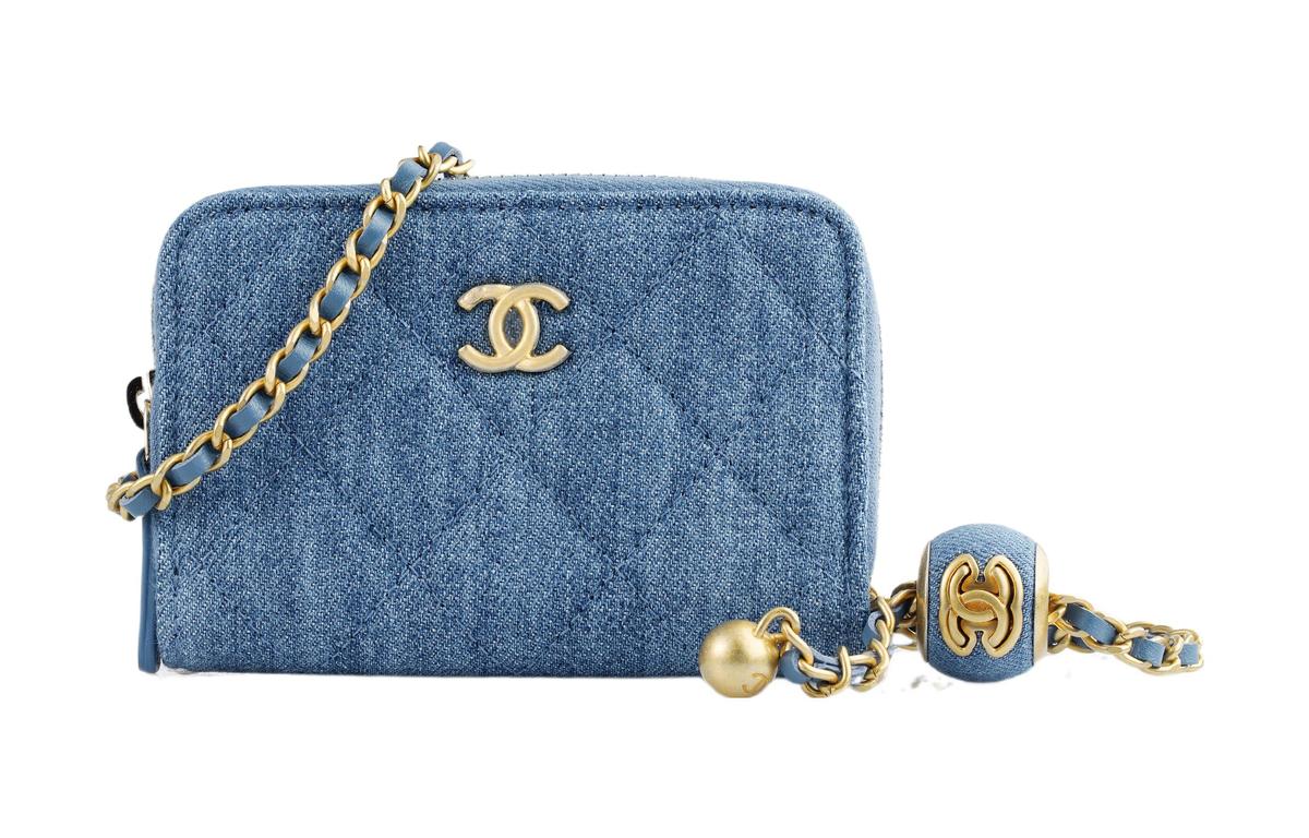 https://d2cva83hdk3bwc.cloudfront.net/AP2462-B07306-NG353-chanel-22c-early-spring-denim-shoulder-bag-crossbody-bag-card-holder-coin-purse-mini-unisex-blue-1.jpg