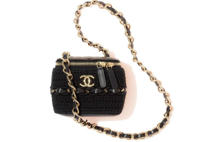 https://d2cva83hdk3bwc.cloudfront.net/AP2470-B07147-94305-chanel-22c-early-spring-sheepskin-box-bag-makeup-bags-shoulder-bag-crossbody-bag-small-size-women-s-black-1.jpg