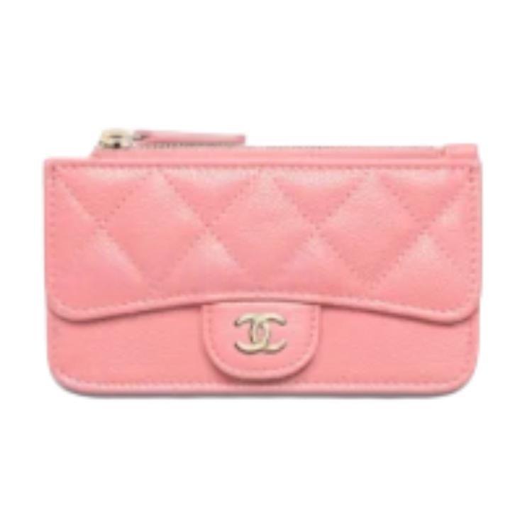 https://d2cva83hdk3bwc.cloudfront.net/AP2570-B10583-NAAUI-chanel-textured-calfskin-card-holder-women-s-light-pink-red-1.jpg