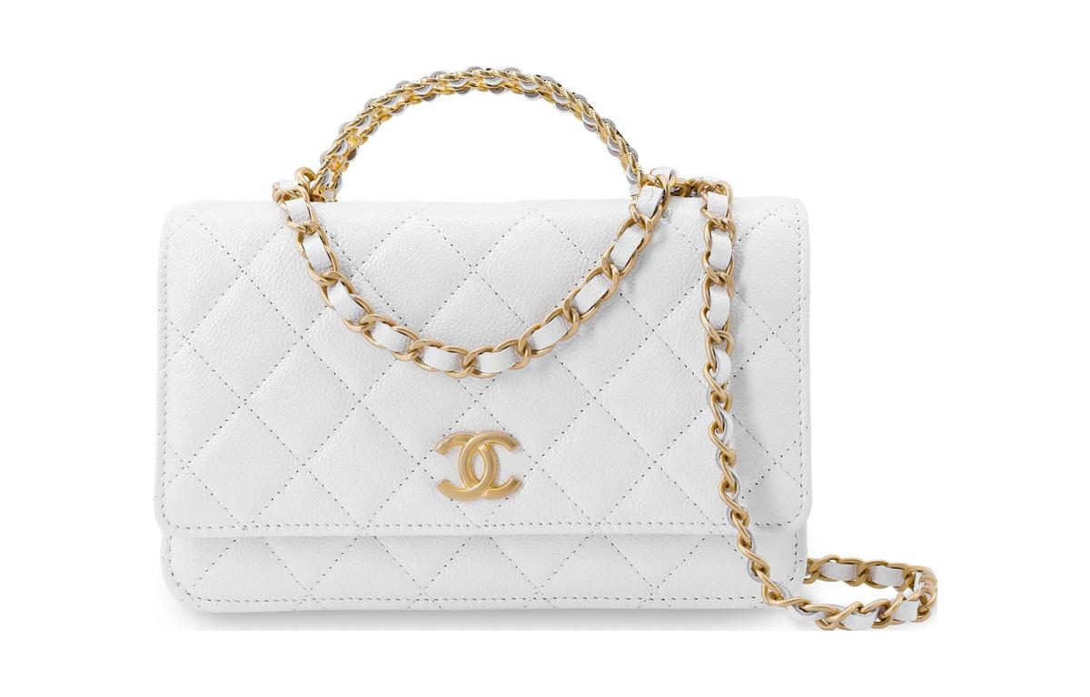 https://d2cva83hdk3bwc.cloudfront.net/AP2804-B08299-10601-chanel-22ss-spring-and-summer-woc-embossed-calfskin-with-grains-coin-purse-women-s-white-1.jpg