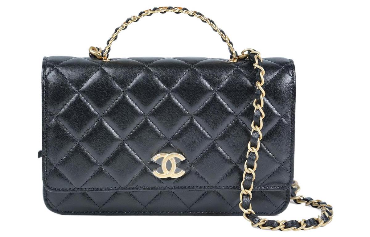 https://d2cva83hdk3bwc.cloudfront.net/AP2804-B08300-94305-chanel-sheepskin-chain-bag-handbag-regular-women-s-black-1.jpg
