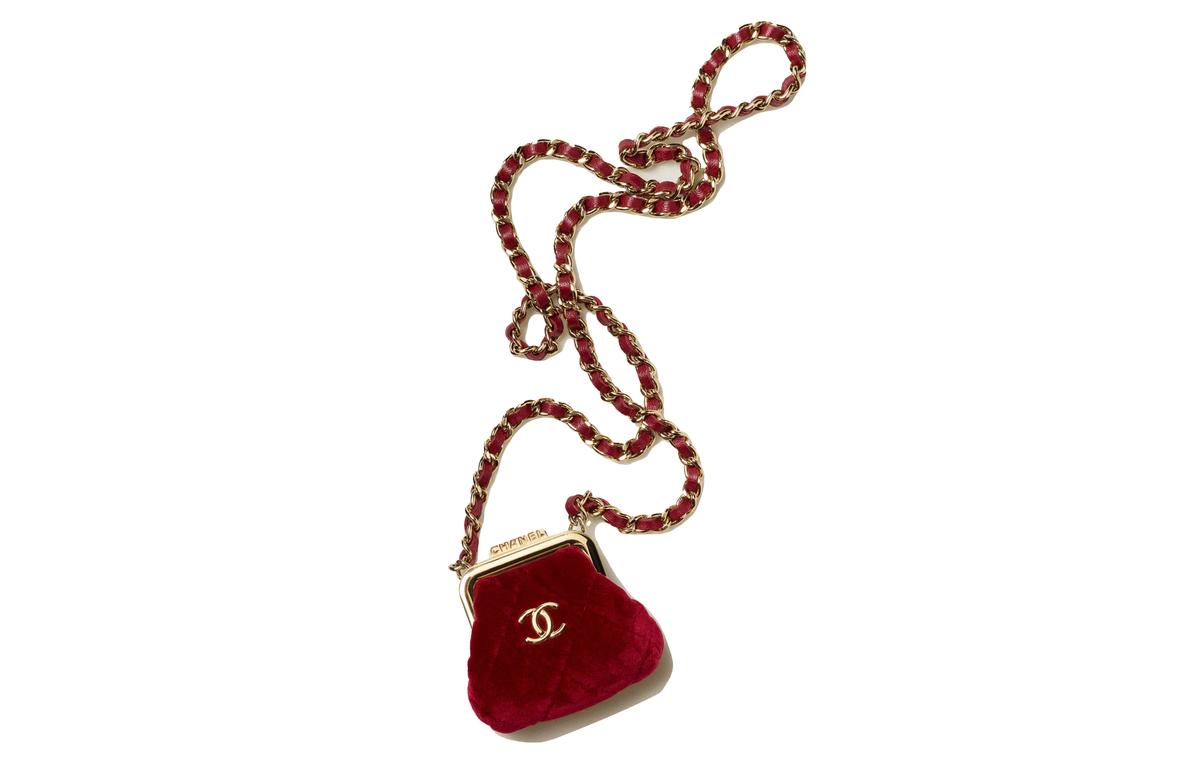 https://d2cva83hdk3bwc.cloudfront.net/AP2824-B08810-ND308-chanel-clutches-1.jpg