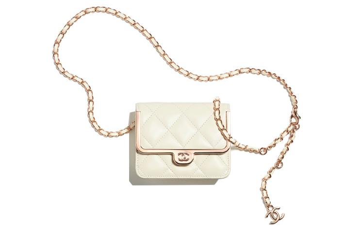 https://d2cva83hdk3bwc.cloudfront.net/AP2878-B10303-10601-chanel-fanny-packs-1.jpg