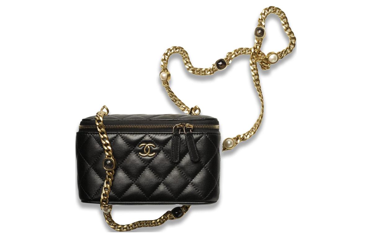 https://d2cva83hdk3bwc.cloudfront.net/AP2937-B08845-94305-chanel-22bfw-lambskin-box-bag-shoulder-bag-crossbody-bag-women-s-black-1.jpg