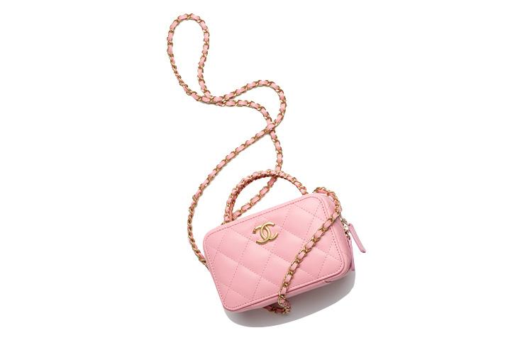 https://d2cva83hdk3bwc.cloudfront.net/AP3011-B09158-NK343-chanel-22k-autumn-and-winter-sheepskin-one-shoulder-crossbody-makeup-bag-women-s-light-pink-red-1.jpg