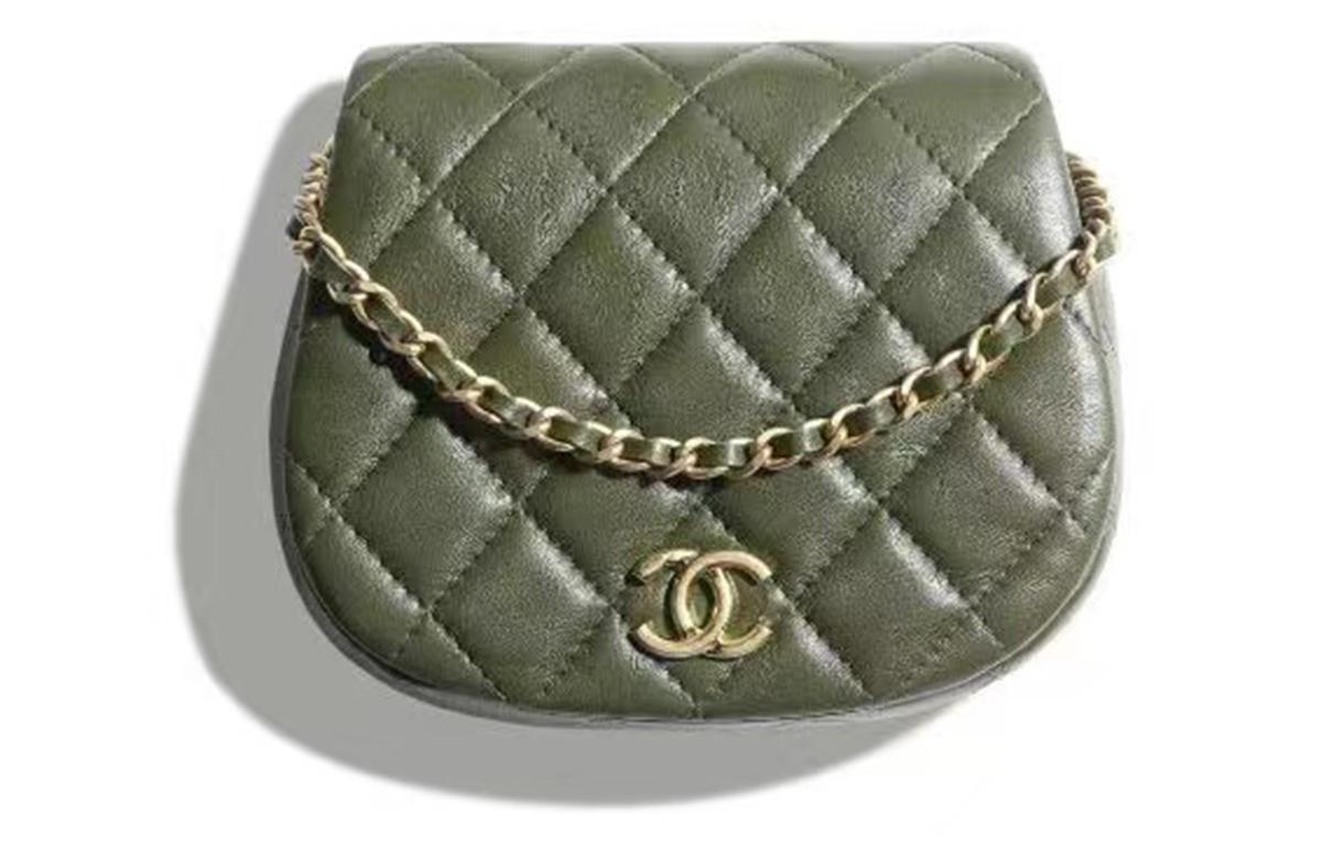 https://d2cva83hdk3bwc.cloudfront.net/AP3032-B09254-NK297-chanel-22k-autumn-and-winter-sheepskin-one-shoulder-crossbody-clutches-women-s-olive-green-1.jpg