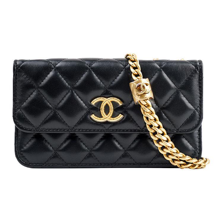 https://d2cva83hdk3bwc.cloudfront.net/AP3047-B09300-94305-chanel-22k-autumn-and-winter-crossbody-bags-1.jpg