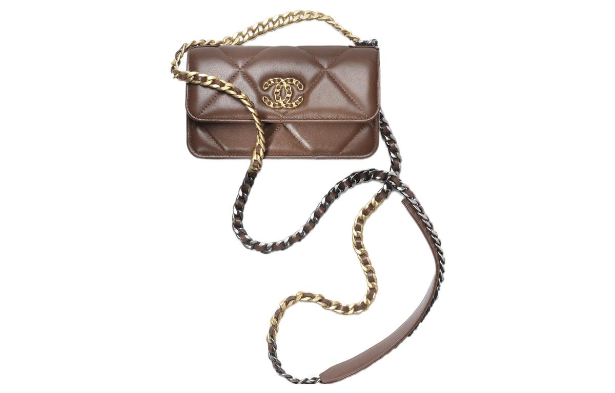 https://d2cva83hdk3bwc.cloudfront.net/AP3067-B04852-NO204-chanel-19bag-shoulder-bags-1.jpg