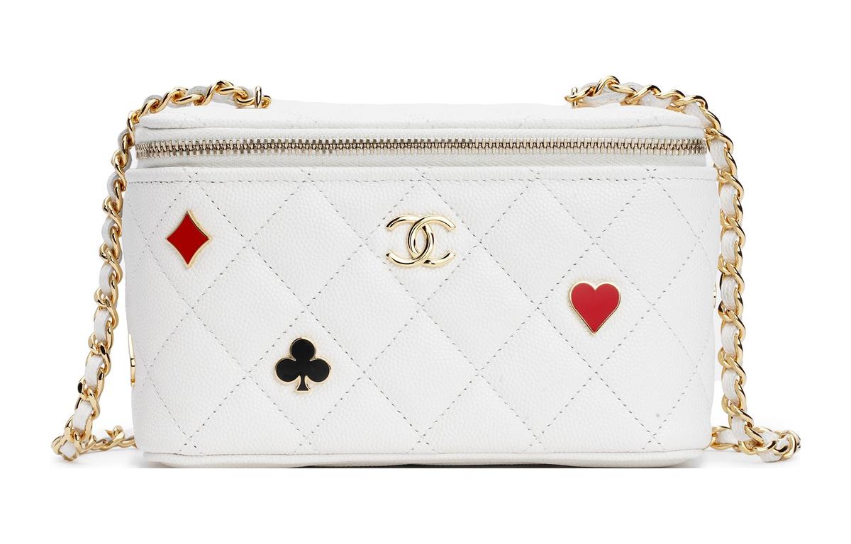 https://d2cva83hdk3bwc.cloudfront.net/AP3079-B09768-10601-chanel-litchi-grain-cow-leather-box-bag-makeup-bags-shoulder-bag-crossbody-bag-medium-size-women-s-white-1.jpg