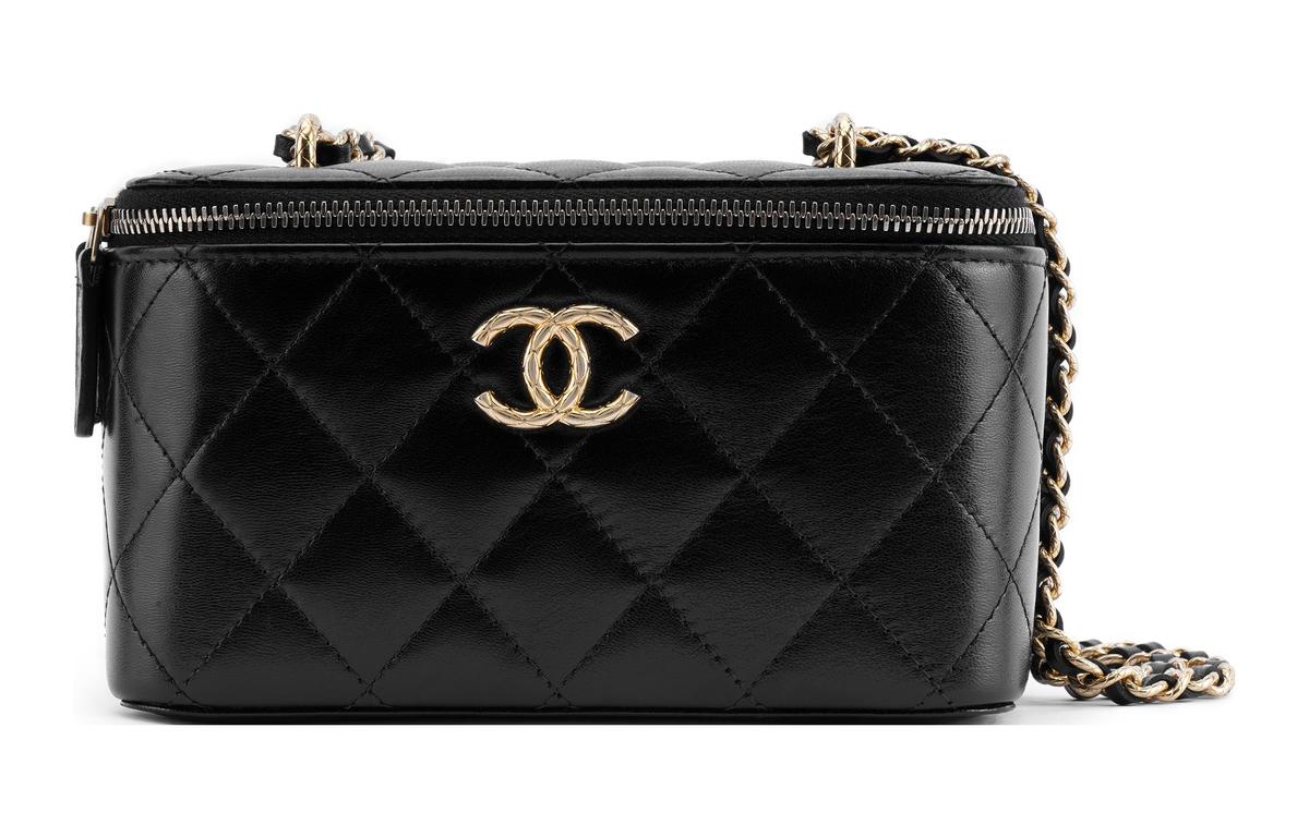 https://d2cva83hdk3bwc.cloudfront.net/AP3104-B09785-94305-chanel-shoulder-bags-1.jpg