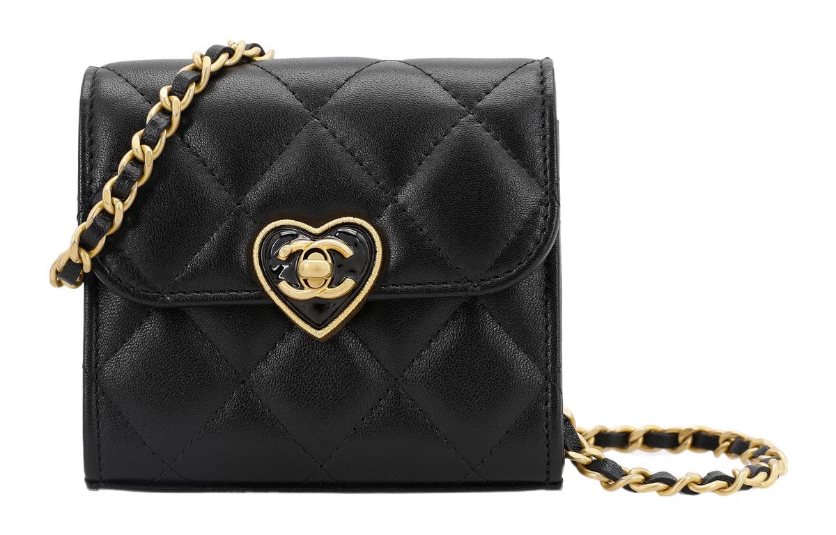 https://d2cva83hdk3bwc.cloudfront.net/AP3291B1070094305-chanel-lambskin-one-shoulder-handheld-crossbody-bag-regular-women-s-black-1.jpg