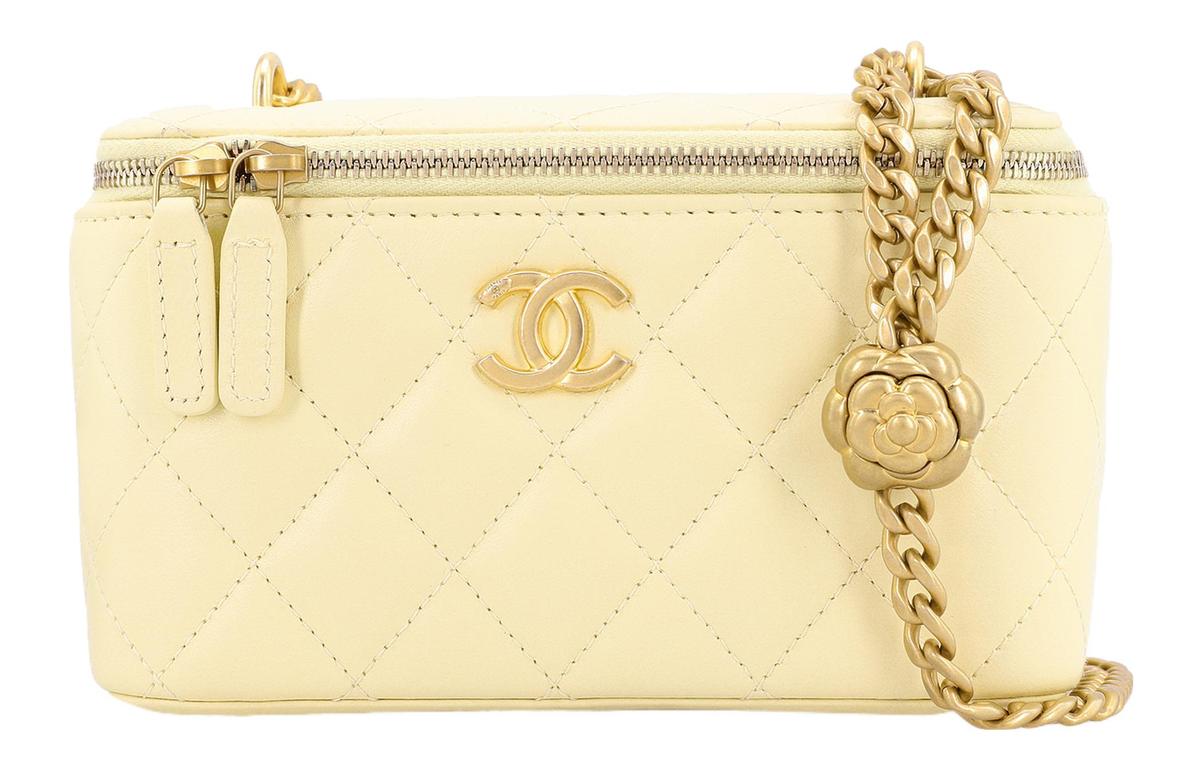 https://d2cva83hdk3bwc.cloudfront.net/AP3301-B10702-NN289-chanel-sheepskin-shoulder-bag-crossbody-bag-medium-size-women-s-yellow-1.jpg