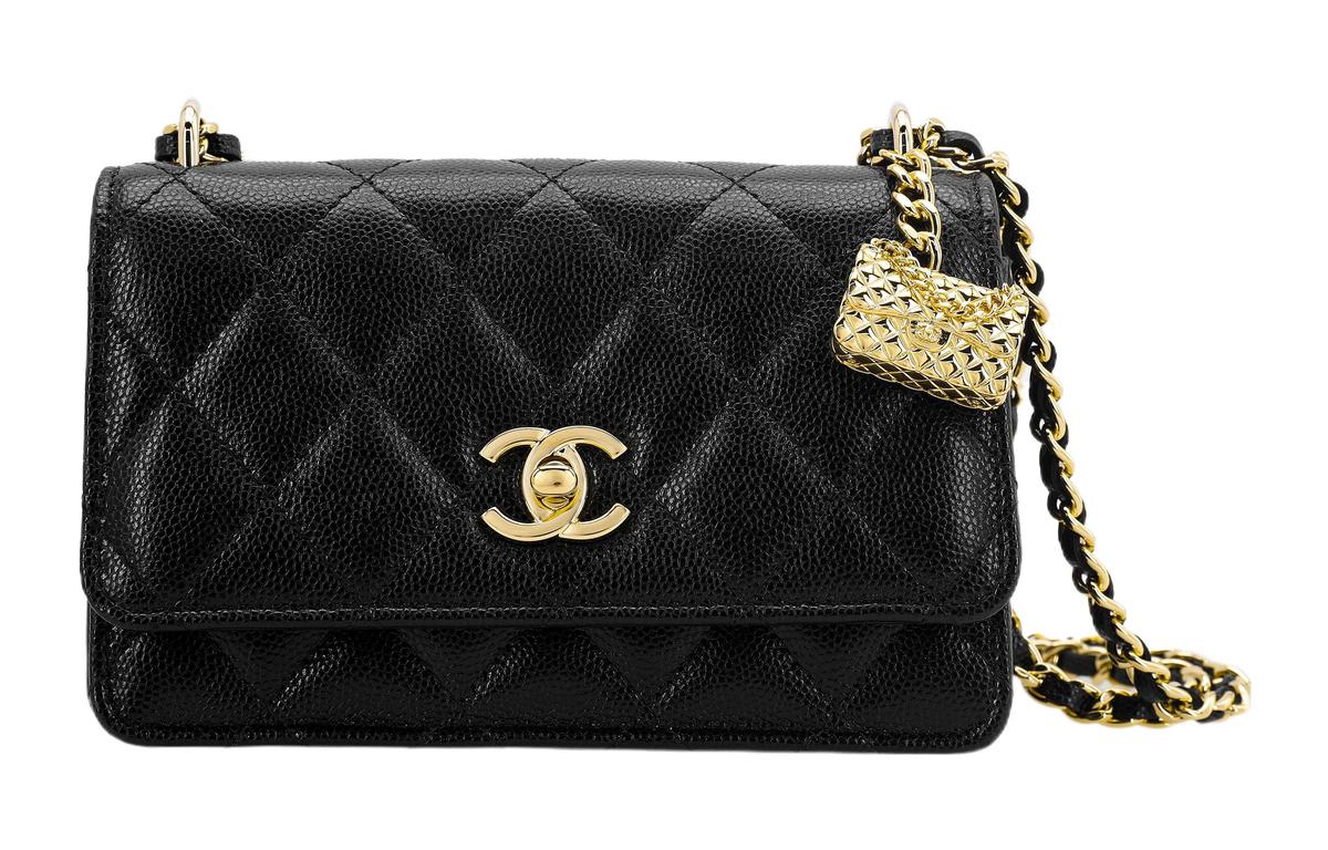 https://d2cva83hdk3bwc.cloudfront.net/AP3316-B10712-94305-chanel-mini-wallet-on-chain-with-bag-charm-black-1.jpg