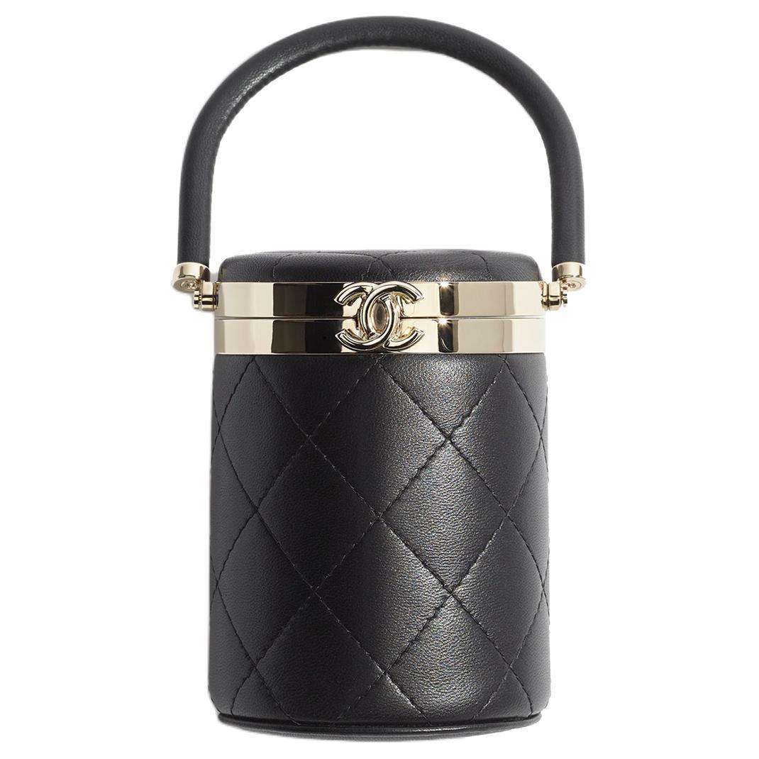 https://d2cva83hdk3bwc.cloudfront.net/AP3347-B10743-94305-chanel-lambskin-portable-clutch-women-s-black-1.jpg